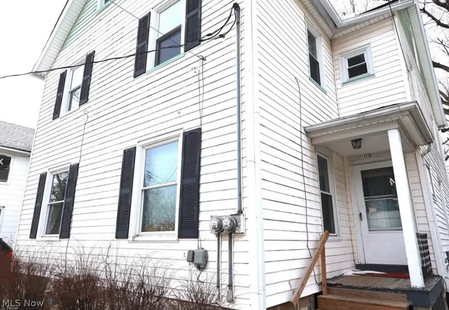 1113 W 9th Street, Lorain, OH 44052 - #3