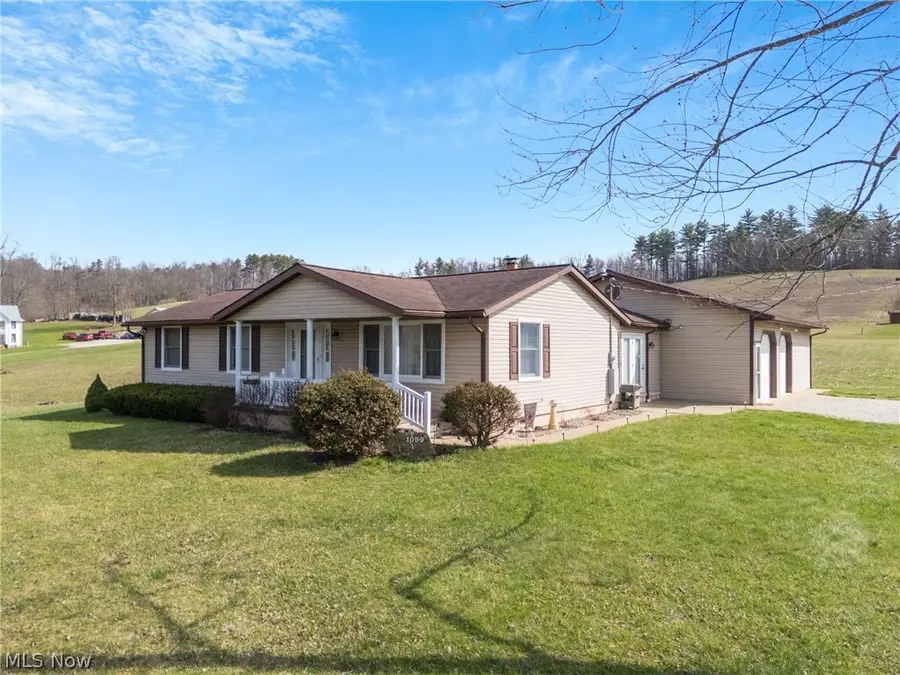 1090 Fort Sw Road, Dellroy, OH 44620 - #3