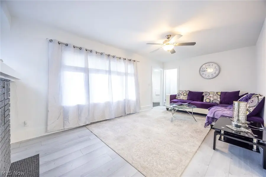 6502 Farnsworth Drive, Parma, OH 44129 - #2