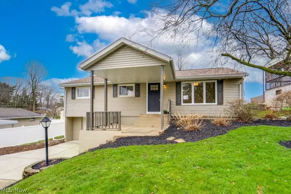 1010 Miles Nw Avenue, Canton, OH 44708