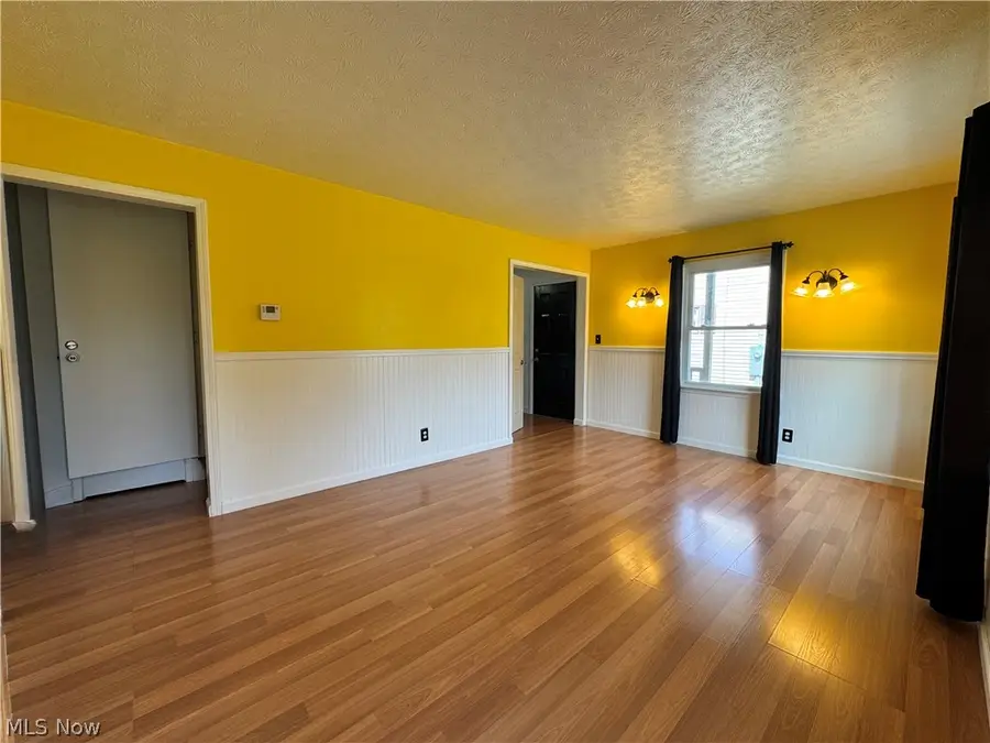 1905 Monticello Nw Avenue, Warren, OH 44485 - #3