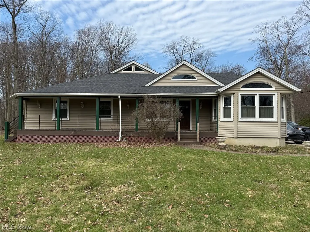 8352 Wyatt Road, Broadview Heights, OH 44147 - #1