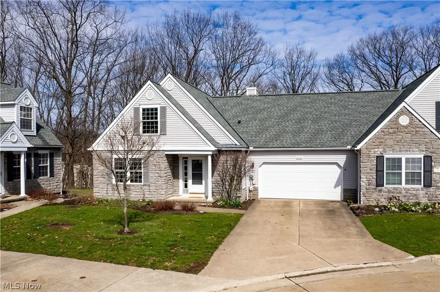 7770 Arbor Way, Parma, OH 44134 - #2