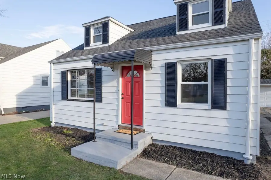 14732 Grapeland Avenue, Cleveland, OH 44111 - #3