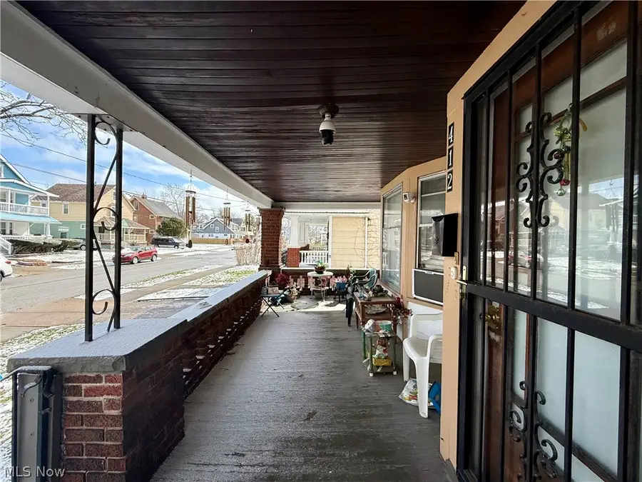 412 E 146th Street, Cleveland, OH 44110 - #3