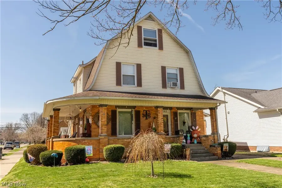 1202 N Wooster Avenue, Dover, OH 44622 - #2