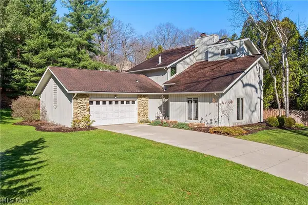 960 Poulsen Drive, Akron, OH 44313