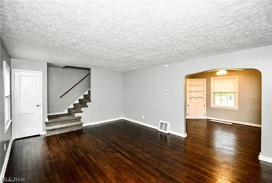 1699 Sunset Avenue, Akron, OH 44301 - #3