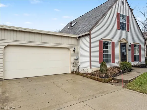 1766 Stone Creek Lane, Twinsburg, OH 44087