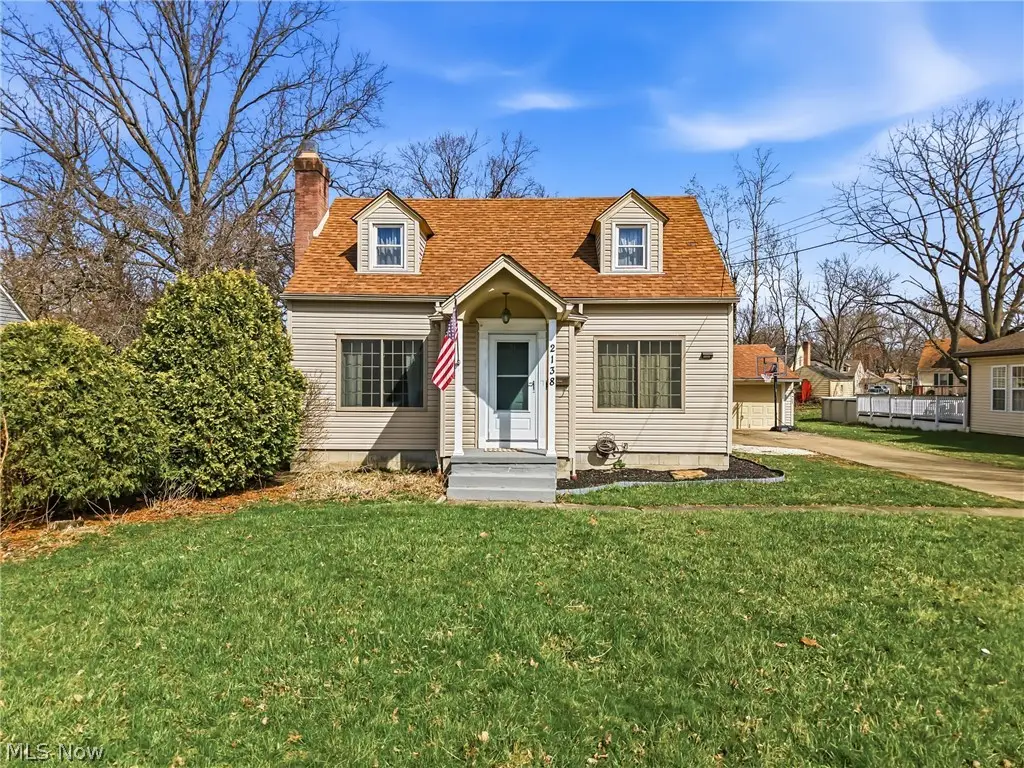 2138 Hermosa Drive, Youngstown, OH 44511 - #1