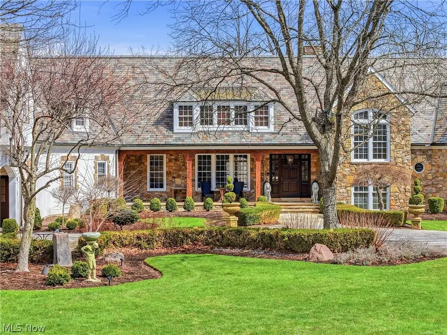 809 Village Trails, Gates Mills, OH 44040 - #2