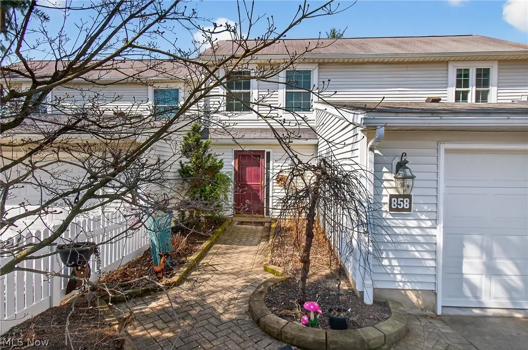 858 Sutton Place, Akron, OH 44313 - #1