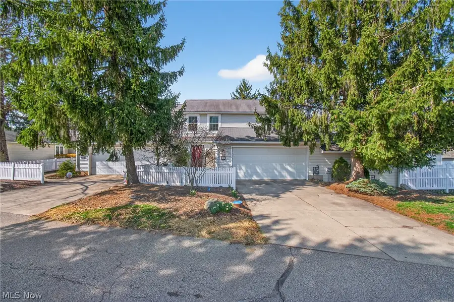 858 Sutton Place, Akron, OH 44313 - #2