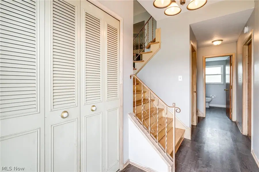 6826 Lynett Drive, Parma, OH 44129 - #2