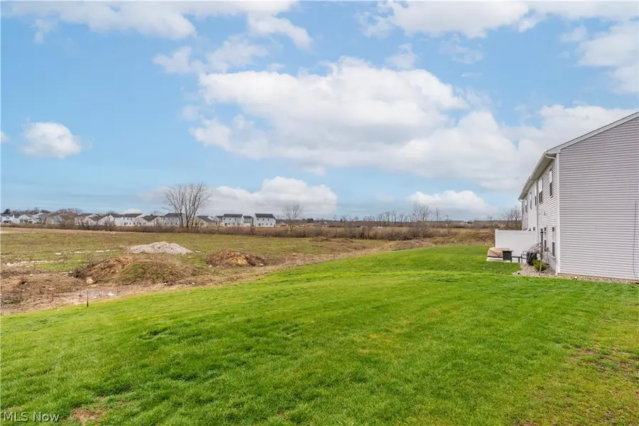 435 Honeycrisp Ne Drive, Louisville, OH 44641 - #2