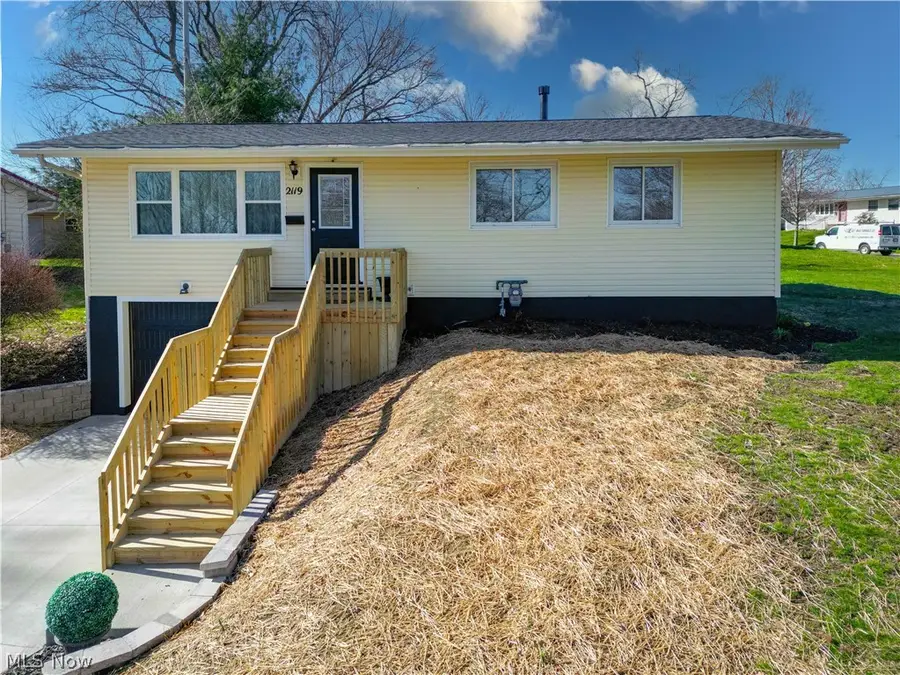 2119 Alden Nw Avenue, Massillon, OH 44647 - #3