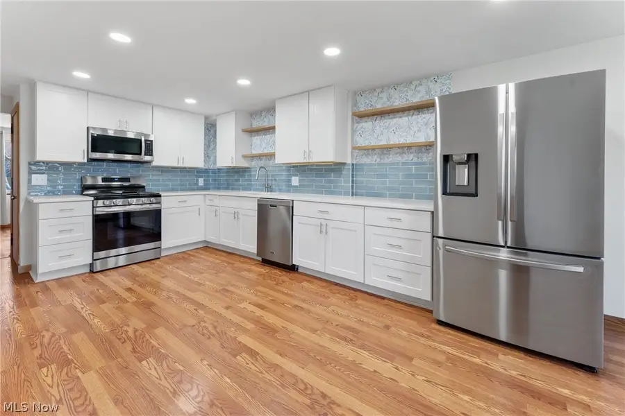 455 Royer Nw Avenue, North Canton, OH 44720 - #3