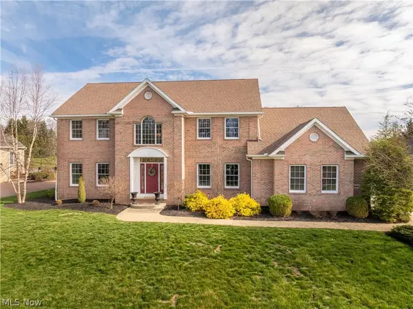 2669 Carrington Nw Street, North Canton, OH 44720