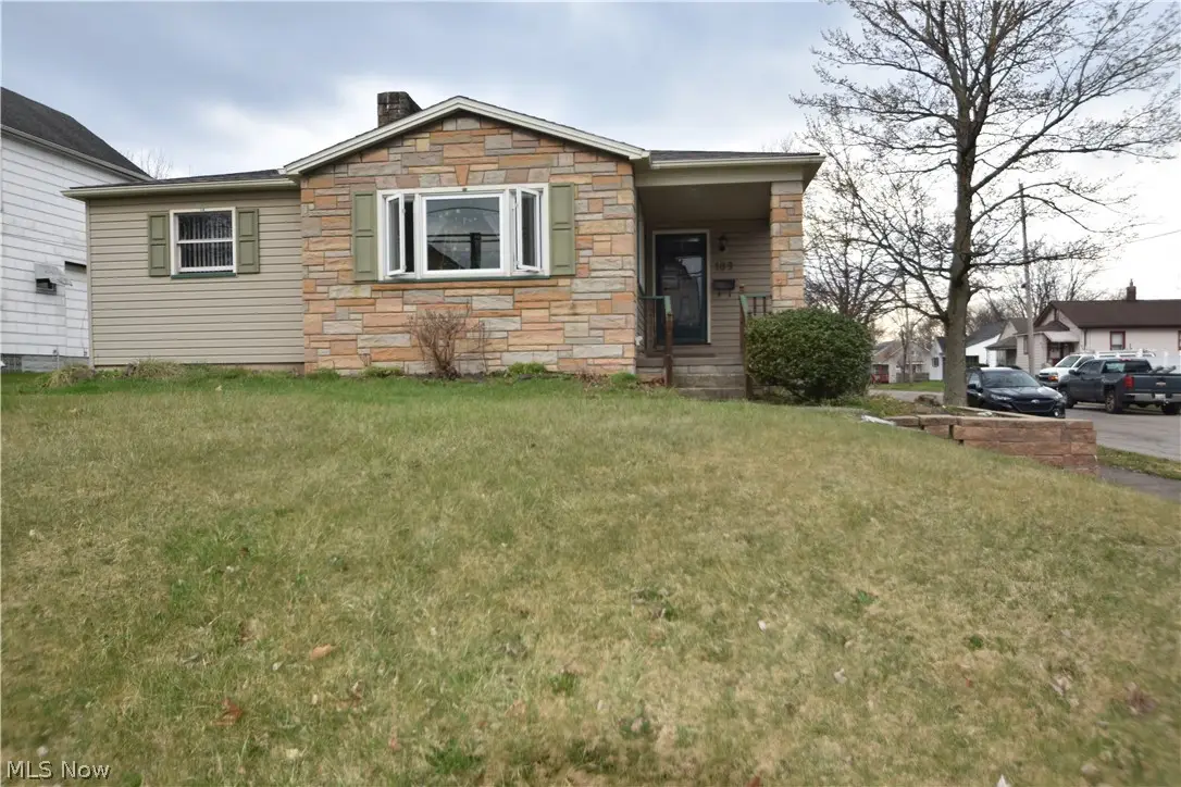 189 Center Street, Struthers, OH 44471 - #1