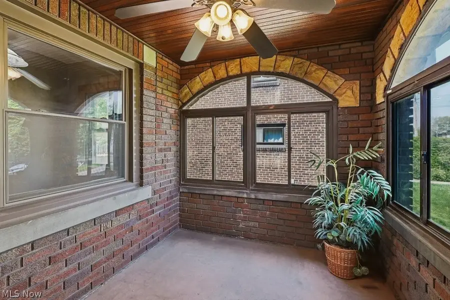 17513 Laverne Avenue, Cleveland, OH 44135 - #3
