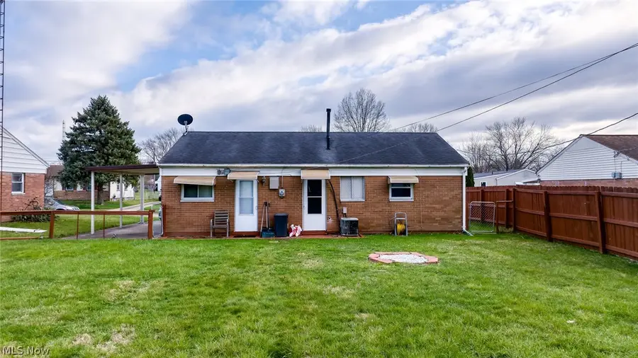 2317 40th Ne Street, Canton, OH 44705 - #3