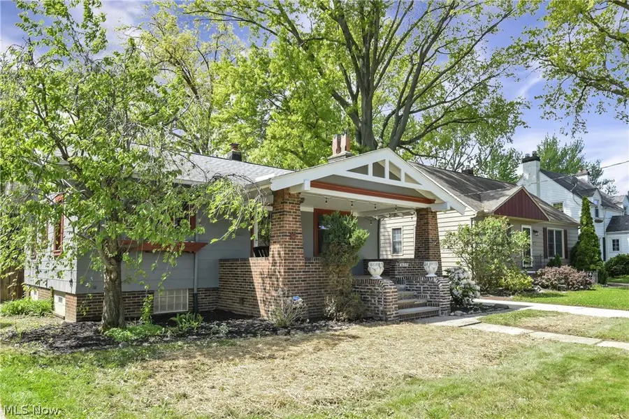 16713 Bradgate Avenue, Cleveland, OH 44111 - #3
