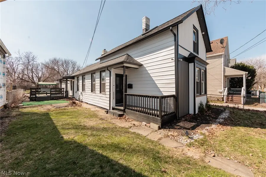 5811 Madison Avenue, Cleveland, OH 44102 - #2