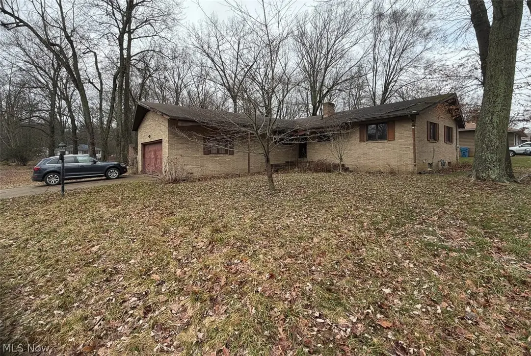 4690 Shriver Road, North Canton, OH 44720 - #1