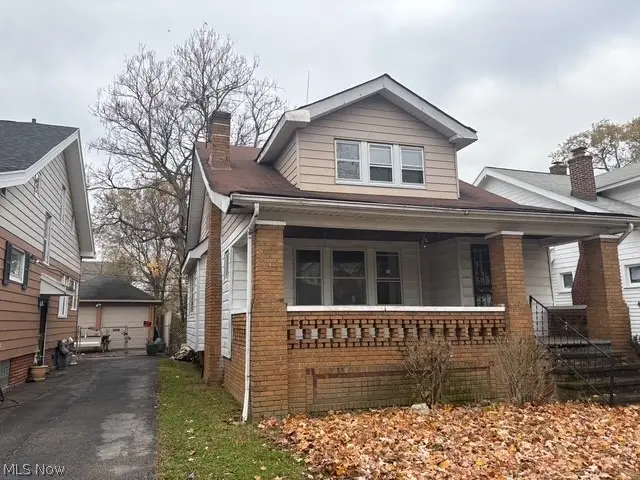 3604 Pennington Road, Shaker Heights, OH 44120 - #2