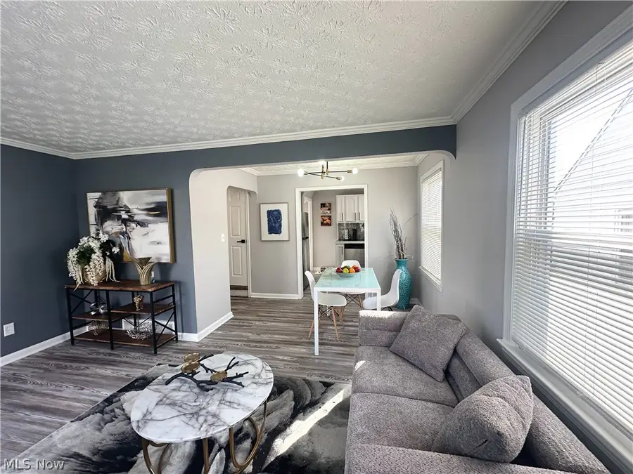 5341 Hollywood Avenue, Maple Heights, OH 44137 - #3