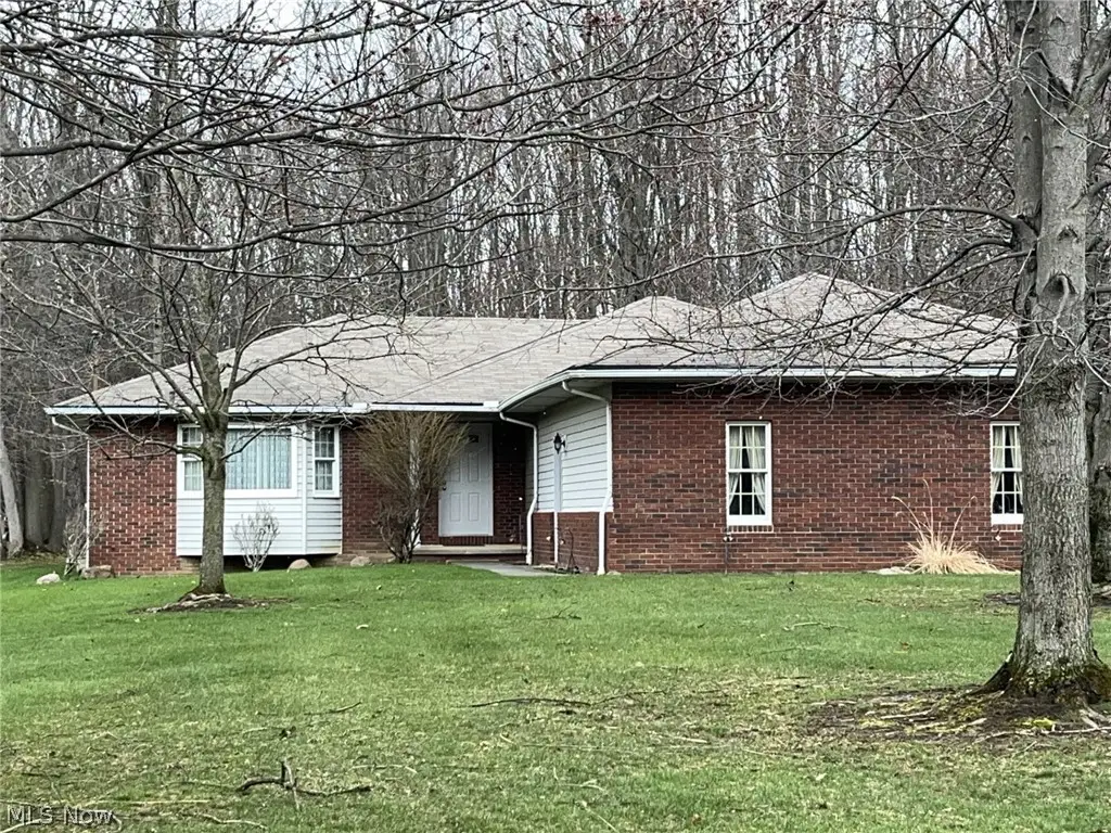 17615 Alexander Road, Walton Hills, OH 44146 - #1