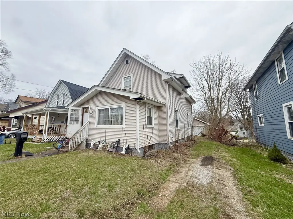 1344 Glenwood Se Avenue, Massillon, OH 44646 - #1