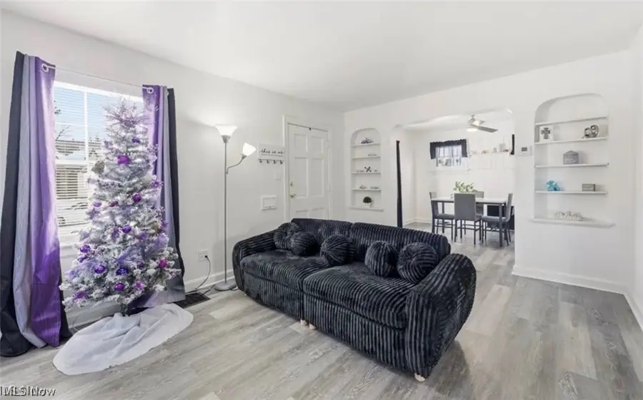 5246 Philip Avenue, Cleveland, OH 44137 - #3