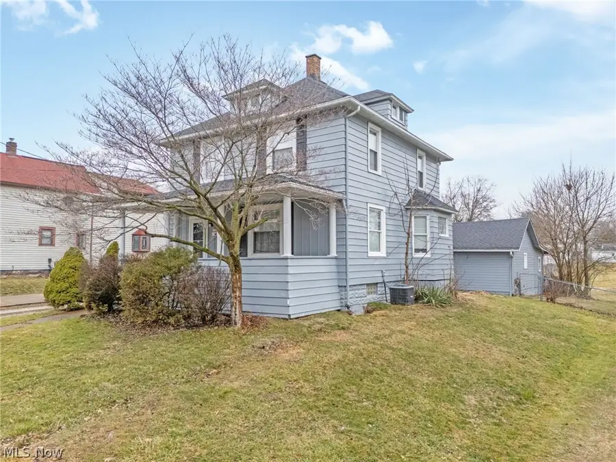 150 24th Se Street, Massillon, OH 44646 - #3