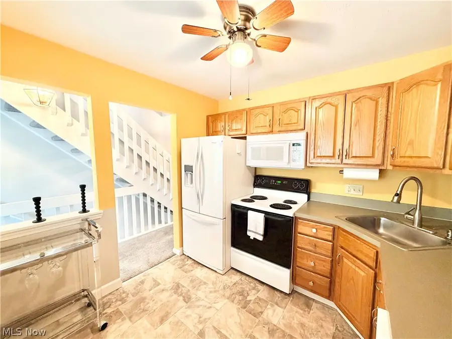 719 Gold Leaf Court, Streetsboro, OH 44241 - #3