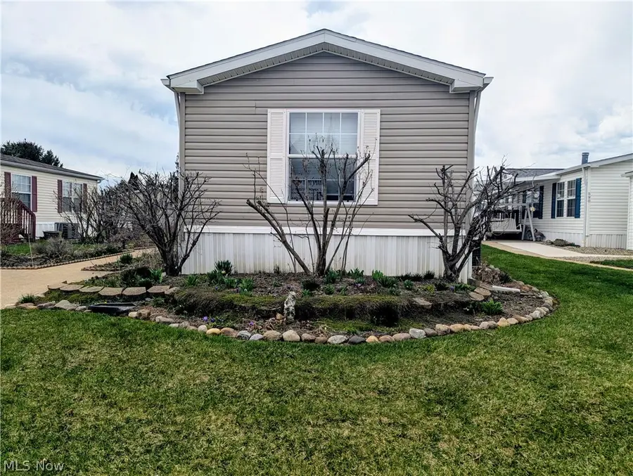 592 Sandtrap Circle, Painesville, OH 44077 - #2