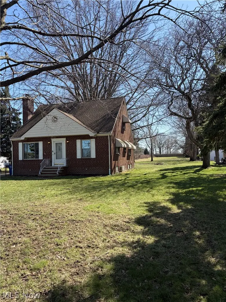 10101 Biddulph Road, Brooklyn, OH 44144 - #3