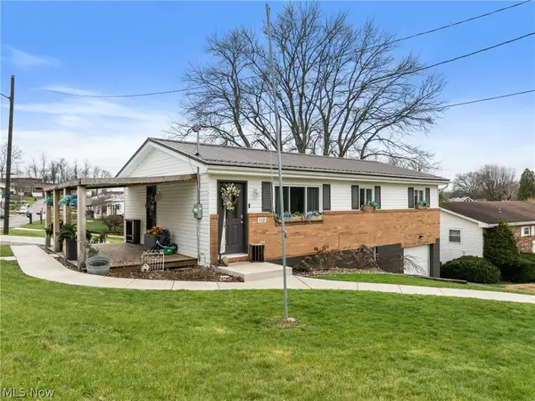 112 Parkview Drive, Wintersville, OH 43953