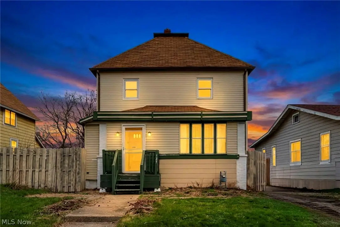 127 E 35th Street, Lorain, OH 44055 - #1