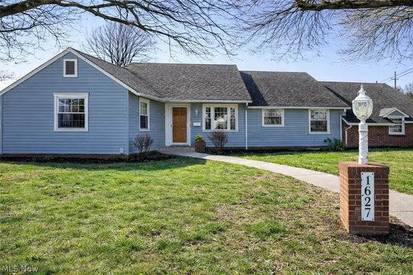 1627 Bayberry Lane, Coshocton, OH 43812