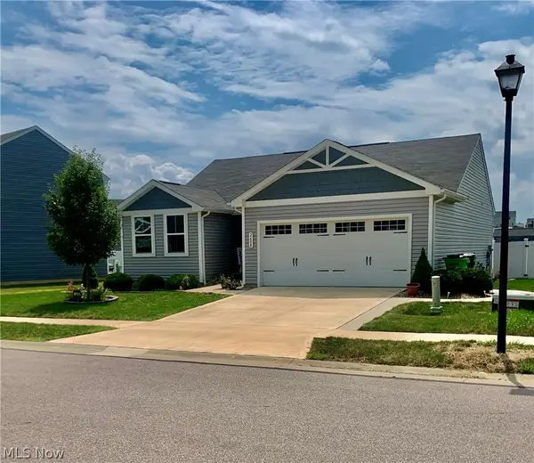 2608 Bishop Oval, Barberton, OH 44203