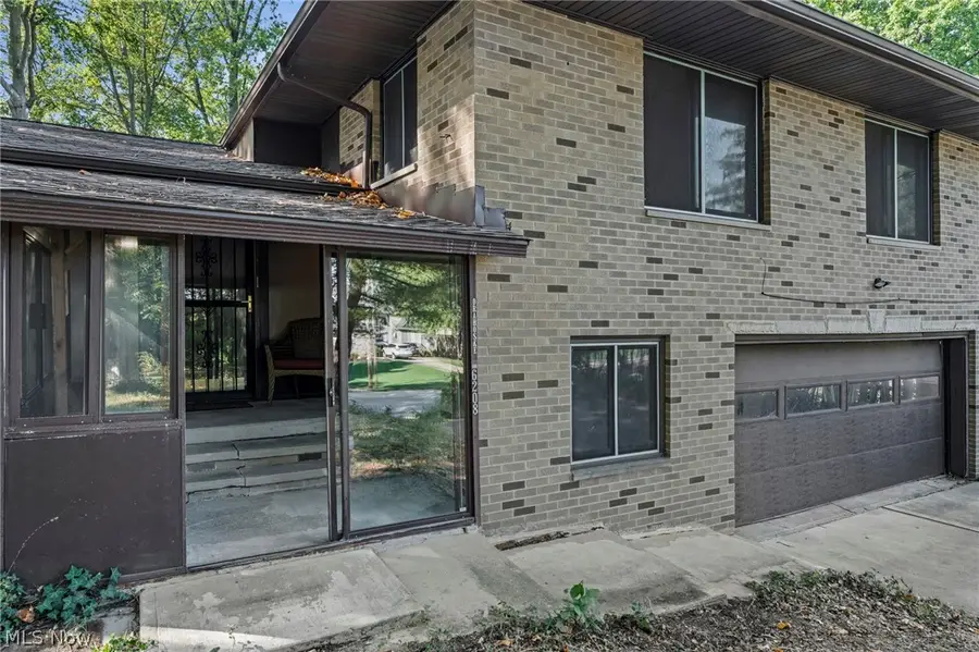 6208 Dora Boulevard, Independence, OH 44131 - #3