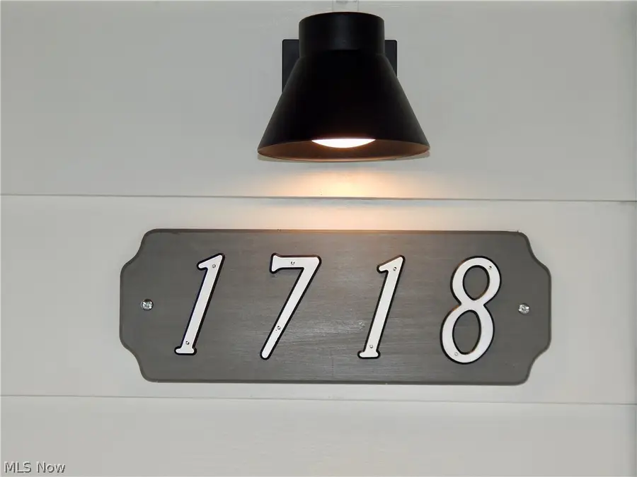 1718 Cook Avenue, Cleveland, OH 44109 - #2