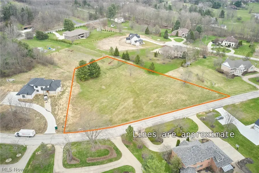 645 Trellis Green Drive, Akron, OH 44333 - #3