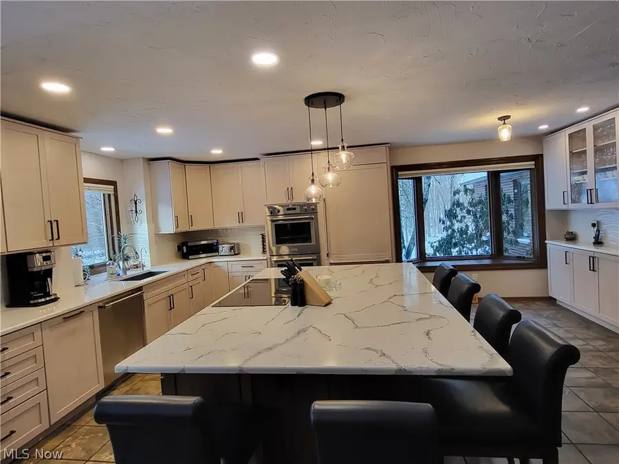 1882 Meadow Drive, Hinckley, OH 44233 - #2