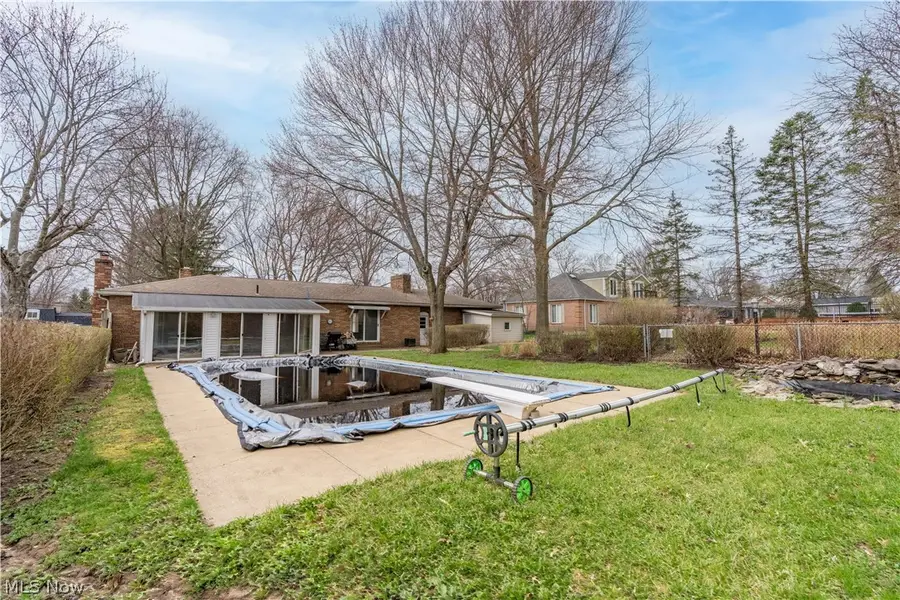 210 Cypress Avenue, Louisville, OH 44641 - #2