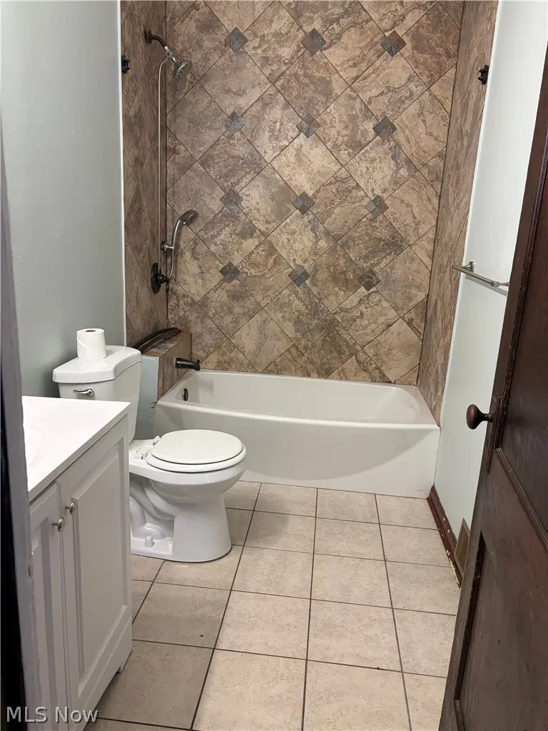 3293 W 98, Cleveland, OH 44102 - #2