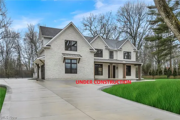 690 Club W Drive, Aurora, OH 44202