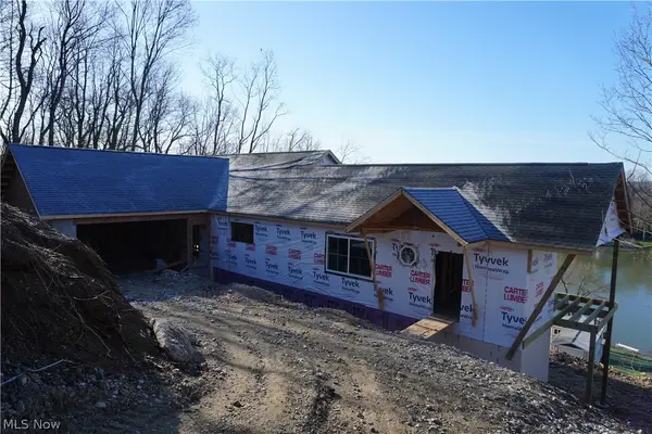 15 Huron Trail, Malvern, OH 44644