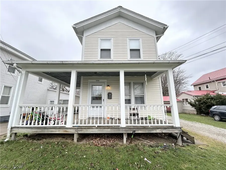 254 S Eagle Street, Geneva, OH 44041 - #2